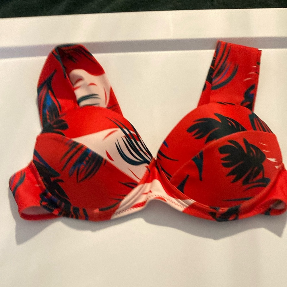 SHEIN Red and Black Tropical Bikini Top